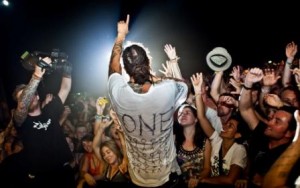 John Butler Trio rocking the crowds … again! (2012 Byron Bay Bluesfest)