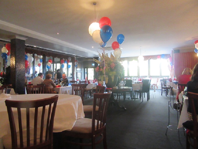 Chez Pierre Room.jpg Chez Pierre Room.jpg