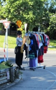 Pop Up Shop 187x300.jpg