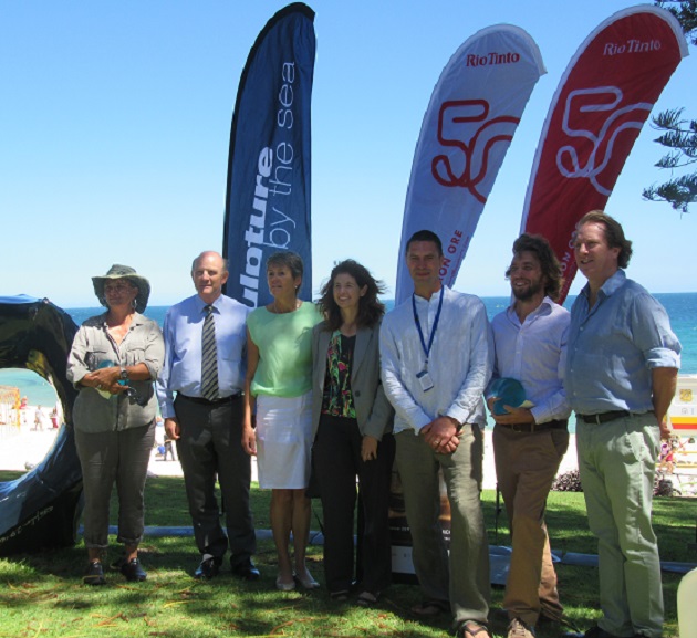 Winning ways at Sculpture by the Sea Cottesloe 2016